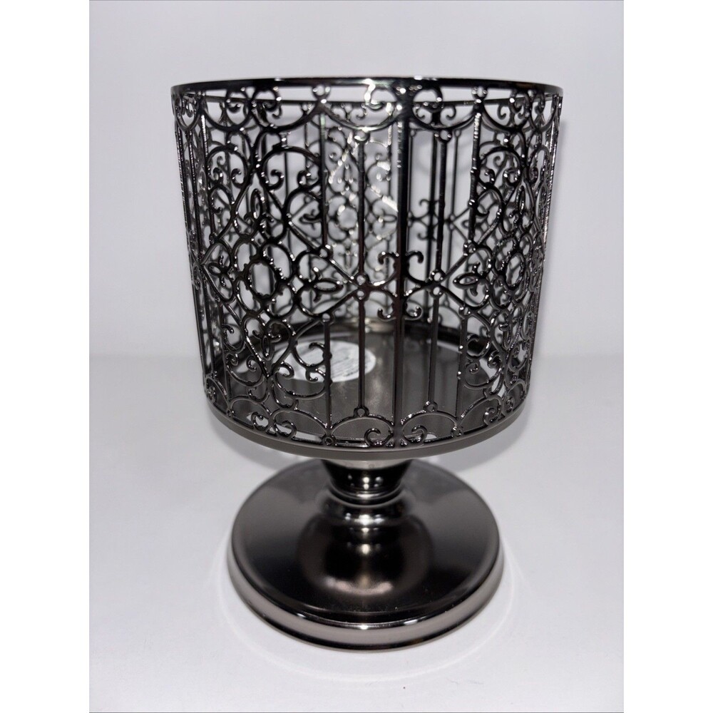 Bath & Body Works Ornate Gate Pedestal 3-Wick Candle Holder Sleeve 14.5 oz EUC - Picture 4 of 9
